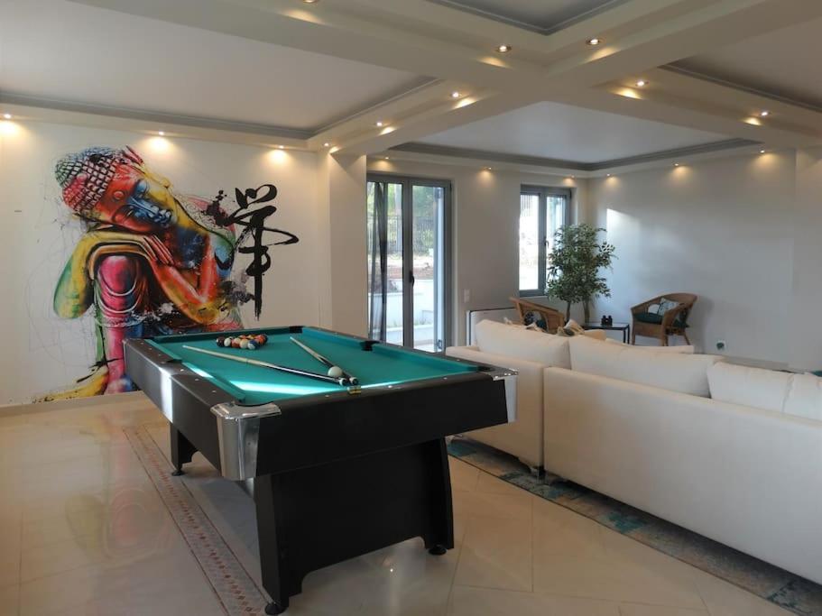 The White House Beach Villa Rafína المظهر الخارجي الصورة