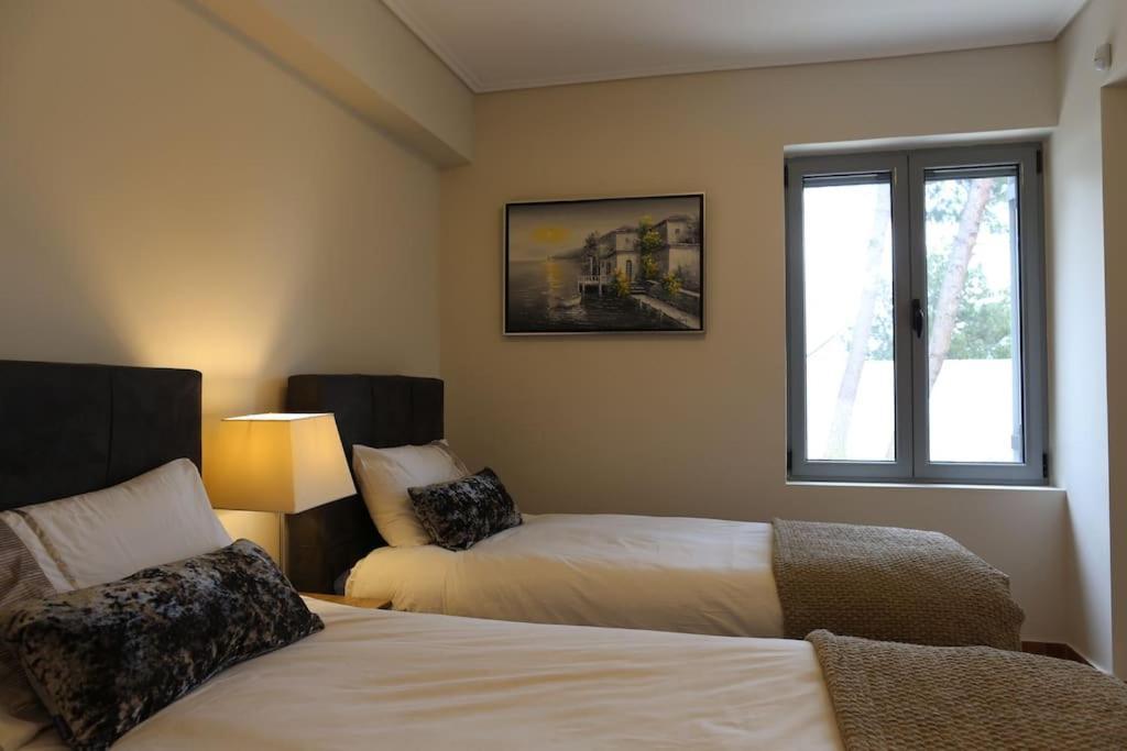 The White House Beach Villa Rafína المظهر الخارجي الصورة